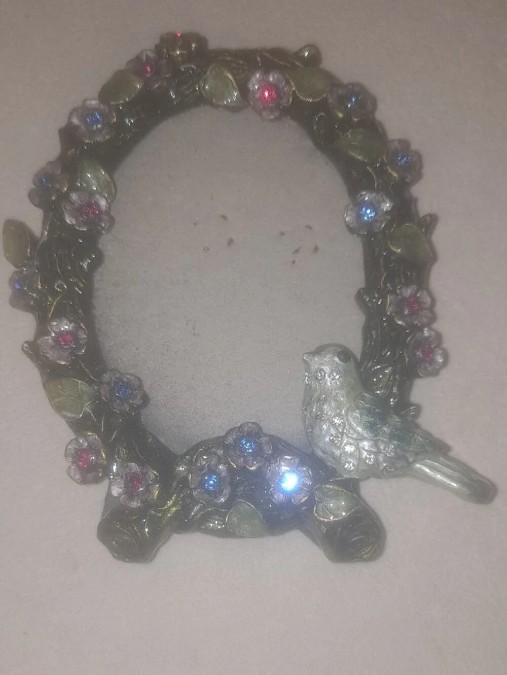 N/A ornate oval